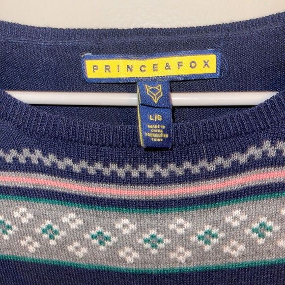 Light Sweater - Picture 2 of 3